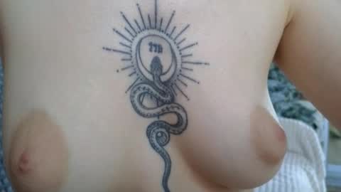 avgustina_love online show from April 8, 10:37 am