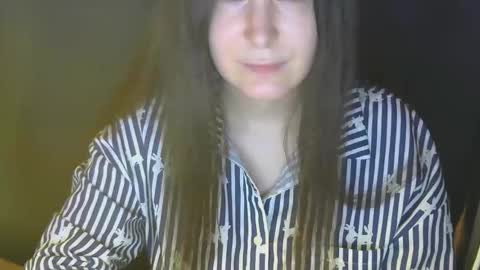 Snapshot of avialenne chatting on March 29, 5:24 pm avialenne online show from March 29, 5:24 pm