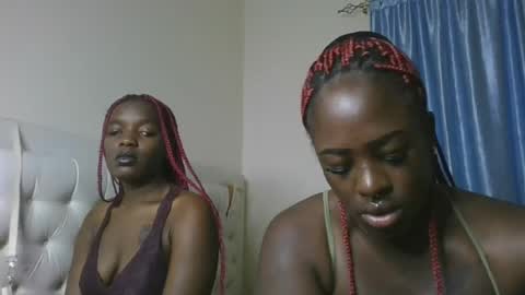 Snapshot of avian_babe1 chatting on June 17, 1:30 am avian_babe1 online show from June 17, 1:30 am