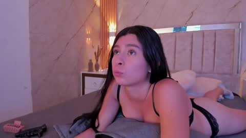 Avigail  online show from February 10, 6:45 pm