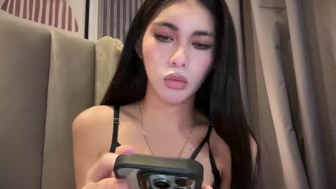 avimiller online show from February 7, 3:49 pm