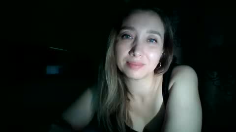 Snapshot of avinelra chatting on April 14, 2:56 pm avinelra online show from April 14, 2:56 pm