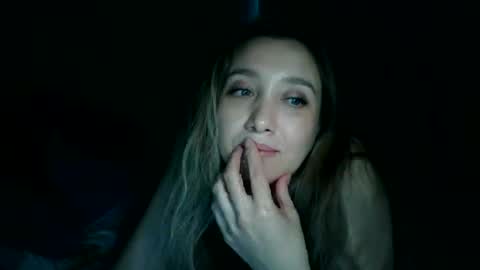 Snapshot of avinelra chatting on May 15, 3:08 pm avinelra online show from May 15, 3:08 pm