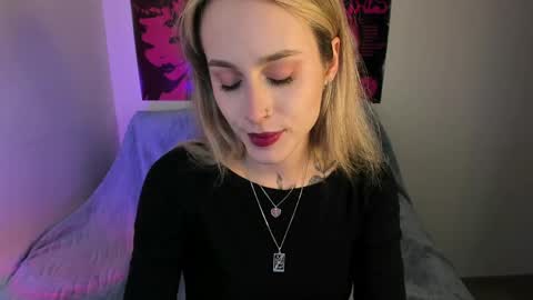 Aviva online show from April 21, 6:34 pm