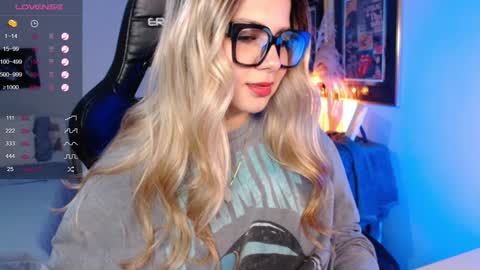 Avrill Morgan online show from January 19, 6:43 pm