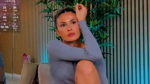 AVRILL CYRUX online show from March 4, 11:19 am