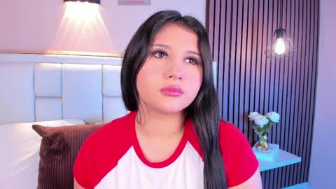 Avy  online show from April 10, 11:37 am