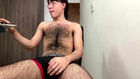 AndrewXxl independent online show from March 3, 6:47 pm