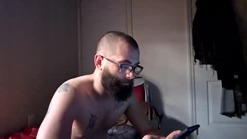 awe762 online show from April 3, 8:29 pm