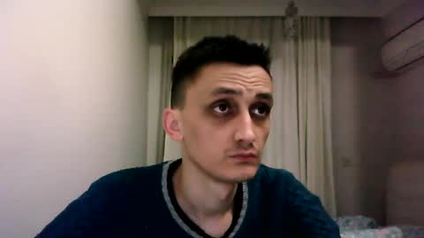 Snapshot of awesenheit chatting on January 6, 7:13 pm awesenheit online show from January 6, 7:13 pm