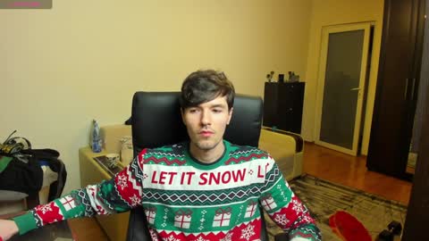 Justin online show from February 1, 6:29 pm