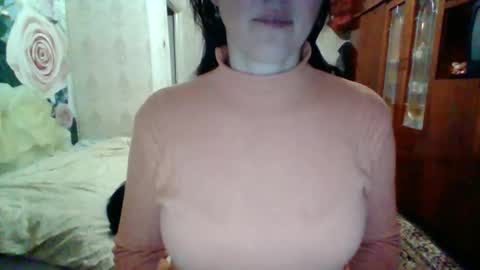 Snapshot of awesomeladyy chatting on January 21, 6:55 pm awesomeladyy online show from January 21, 6:55 pm