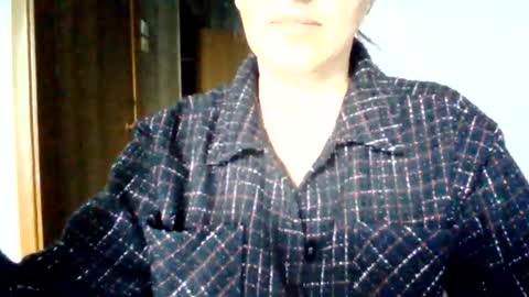 Snapshot of awesomeladyy chatting on May 29, 8:34 am awesomeladyy online show from May 29, 8:34 am