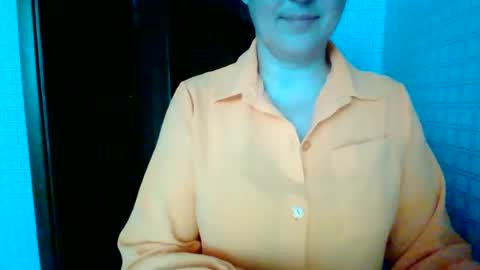 Snapshot of awesomeladyy chatting on July 7, 7:23 am awesomeladyy online show from July 7, 7:23 am