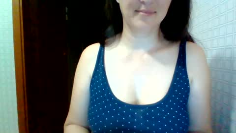 Snapshot of awesomeladyy chatting on July 15, 9:31 pm awesomeladyy online show from July 15, 9:31 pm