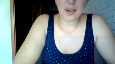 Snapshot of awesomeladyy chatting on August 2, 7:29 am awesomeladyy online show from August 2, 7:29 am