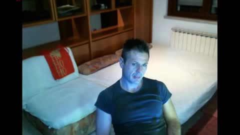 Snapshot of awwwsocutehappynew chatting on December 27, 6:10 pm HappyNewSky here online show from December 27, 6:10 pm