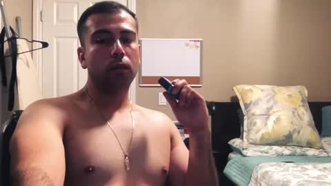 Snapshot of axel101101 chatting on February 17, 9:13 am Axel Palacios online show from February 17, 9:13 am