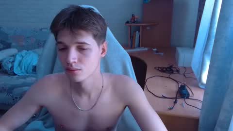 Snapshot of axel_0ne chatting on March 5, 8:54 am axel_0ne online show from March 5, 8:54 am
