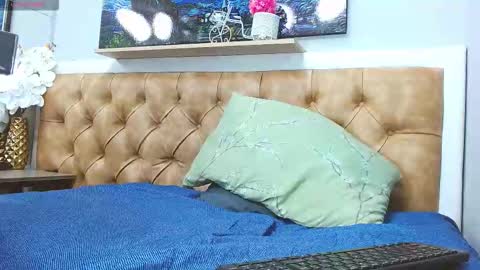 Axel online show from January 8, 8:11 pm