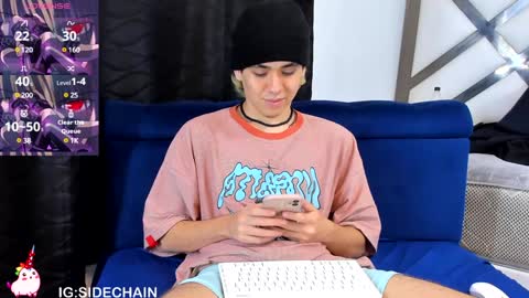 Axel cifer online show from February 8, 12:49 am