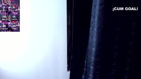 Snapshot of axel_cifer chatting on February 24, 12:20 am Axel cifer online show from February 24, 12:20 am