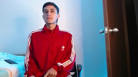 axel davis  online show from October 5, 3:16 am