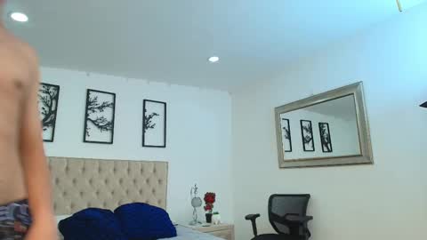 axel_draven online show from October 14, 11:11 am