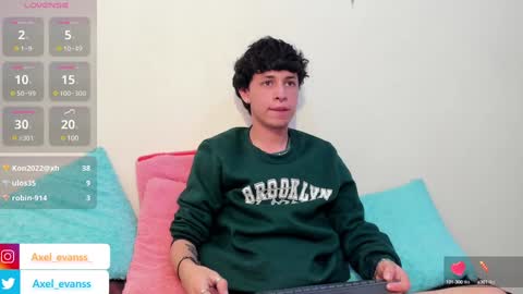 Axel Evanss online show from January 8, 4:00 pm