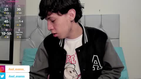 Axel Evanss online show from January 23, 1:13 pm