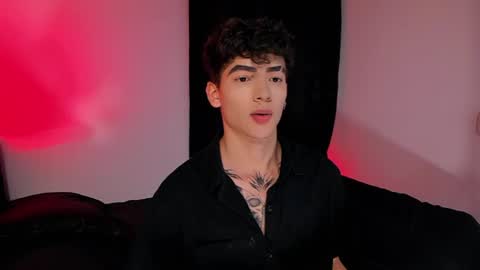 Axel online show from June 17, 12:35 am