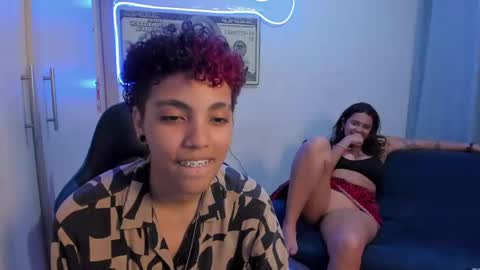 Axel online show from May 15, 1:45 am