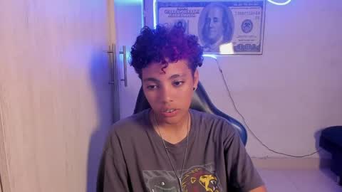 Axel online show from May 19, 1:56 am