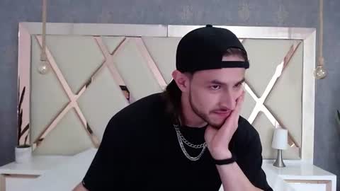 Snapshot of axel_porn_ chatting on July 9, 12:26 am Axel online show from July 9, 12:26 am