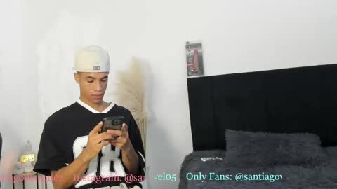 Snapshot of axel_shad chatting on September 16, 12:17 pm axel_shad online show from September 16, 12:17 pm
