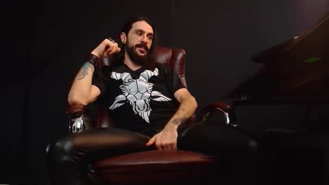 AxelColton online show from January 17, 10:00 am