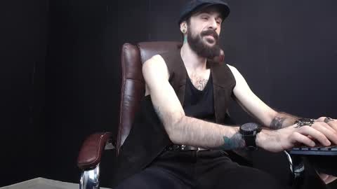 AxelColton online show from February 12, 6:19 am