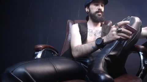 AxelColton online show from March 1, 9:29 am