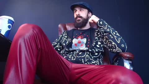 AxelColton online show from March 10, 5:43 am