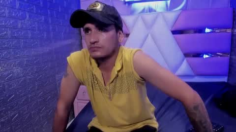 Axell Cross2 online show from January 30, 12:50 am