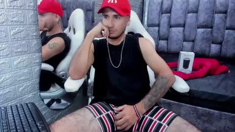 Axell Cross2 online show from February 25, 11:11 pm