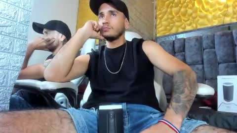 Axell Cross2 online show from March 4, 2:17 am