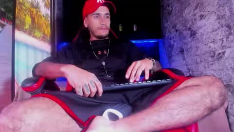 Axell Cross2 online show from March 26, 12:11 pm