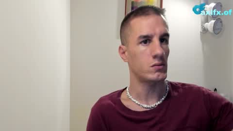 Axl online show from October 28, 10:34 pm