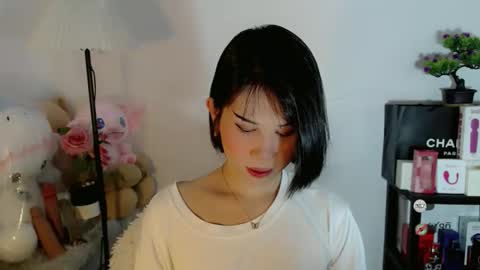 AYAHOSHILOVESYOU online show from January 7, 2:47 am