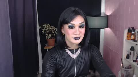 Snapshot of ayamiller chatting on February 17, 4:09 am aya online show from February 17, 4:09 am