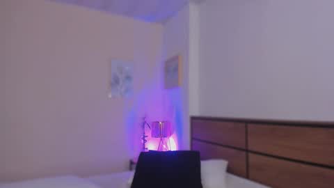 Snapshot of ayana_ebonny_ chatting on October 22, 1:11 pm ayana online show from October 22, 1:11 pm