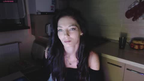 Snapshot of ayanagrumpixx chatting on June 1, 12:01 am AyanaGrumpixx online show from June 1, 12:01 am