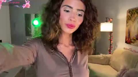 Snapshot of ayanalys chatting on June 24, 7:13 pm Alya online show from June 24, 7:13 pm