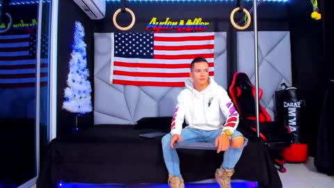 Ayden Miller online show from December 31, 12:32 am